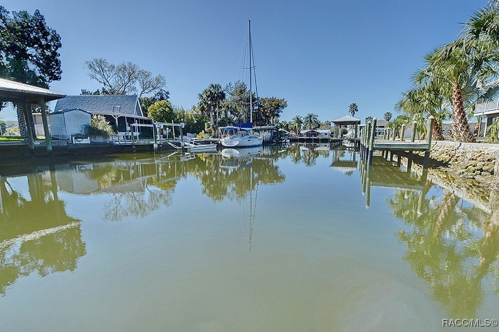 Crystal River, Florida, 34428, United States, 3 Bedrooms Bedrooms, ,3 BathroomsBathrooms,Residential,For Sale,1981624