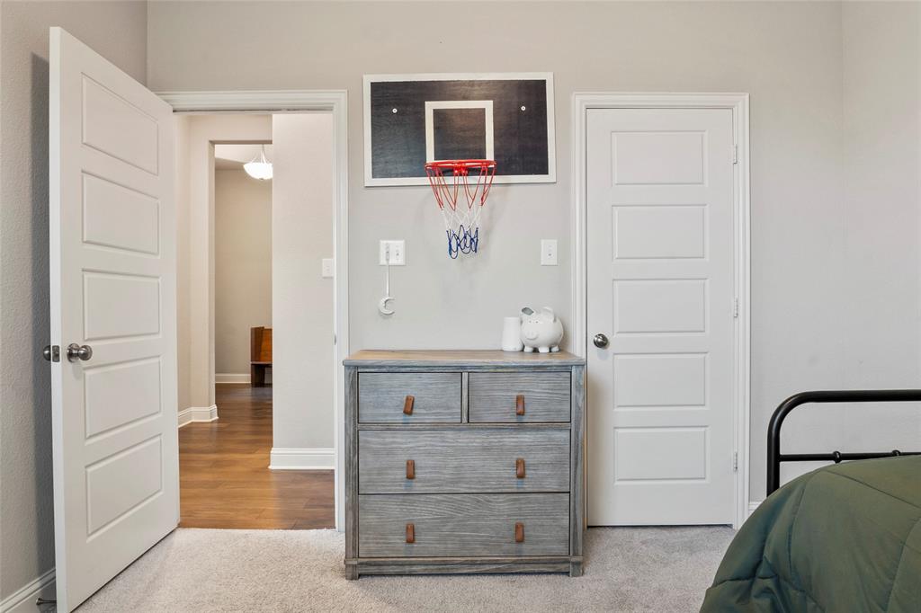 Ovilla, Texas, 75154, United States, 4 Bedrooms Bedrooms, ,4 BathroomsBathrooms,Residential,For Sale,1976541