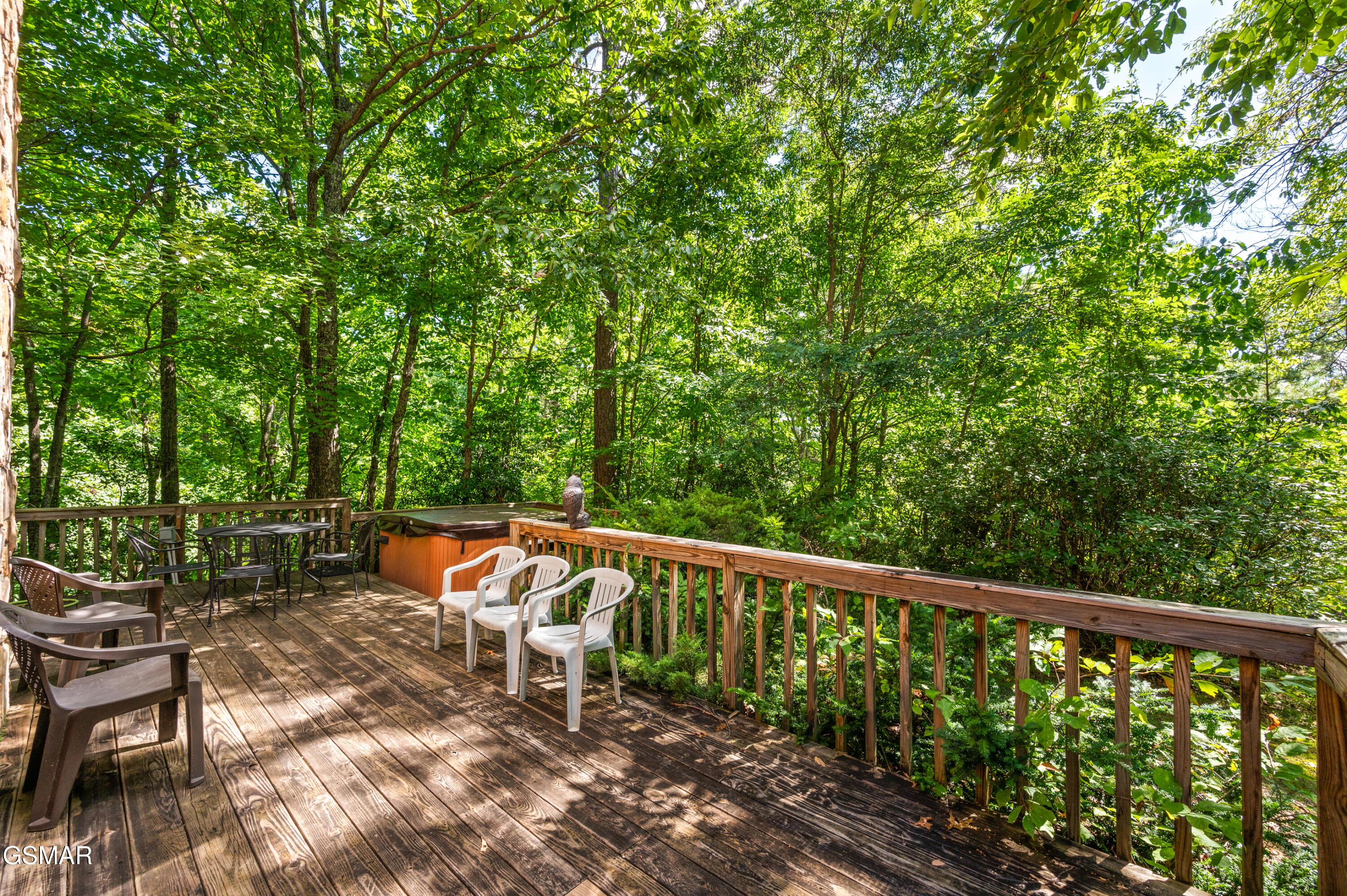 Gatlinburg, Tennessee, 37738, United States, 2 Bedrooms Bedrooms, ,2 BathroomsBathrooms,Residential,For Sale,1975826