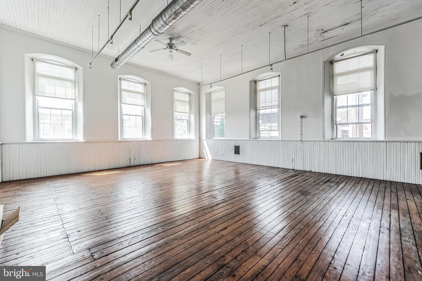 1345 E Susquehanna Avenue, Philadelphia, Pennsylvania, 19125, United States, 4 Bedrooms Bedrooms, ,6 BathroomsBathrooms,Residential,For Sale,1345 E Susquehanna Avenue,1613151