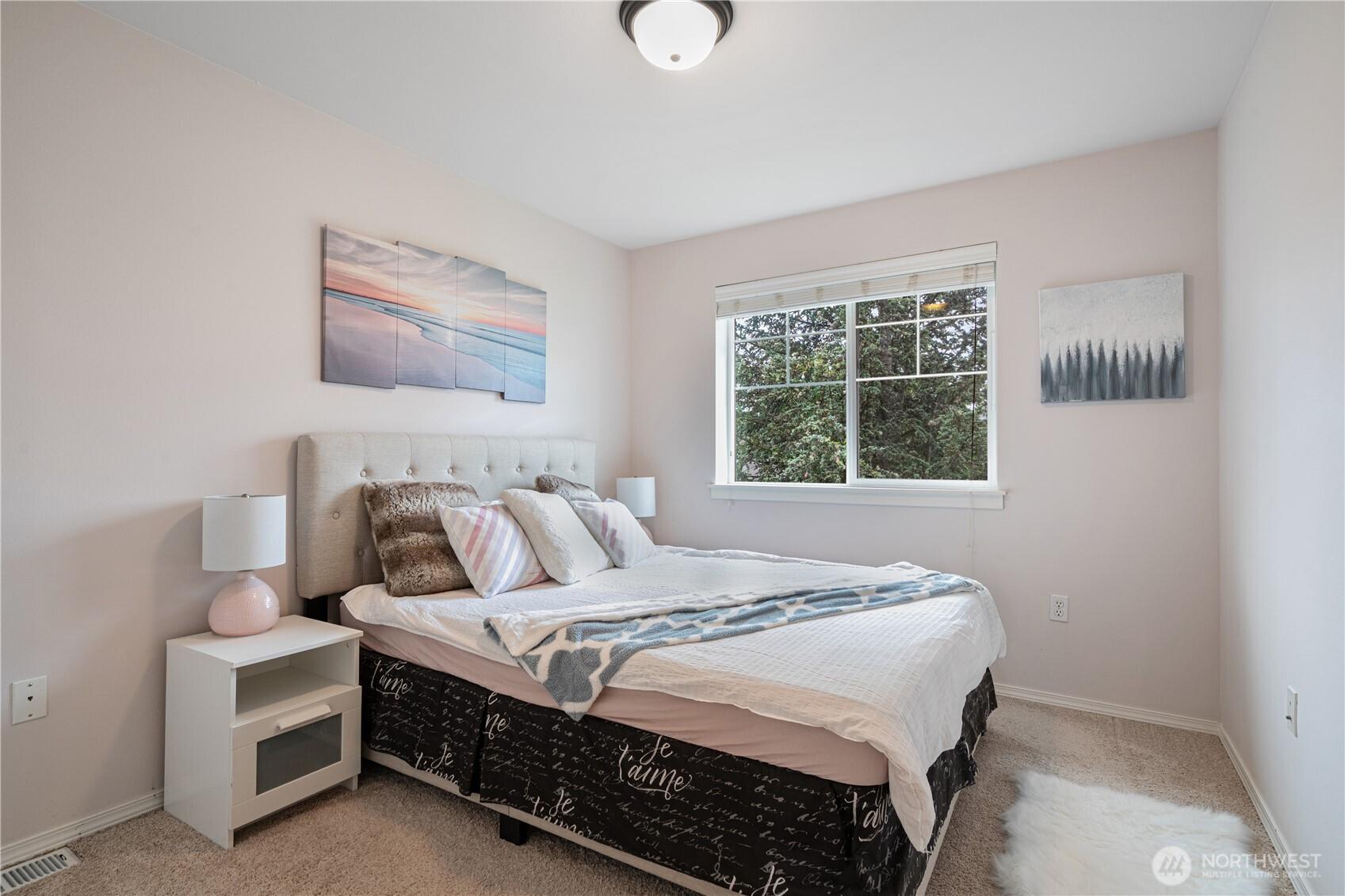 BOTHELL, Washington, 98012, United States, 3 Bedrooms Bedrooms, ,3 BathroomsBathrooms,Residential,For Sale,1840577