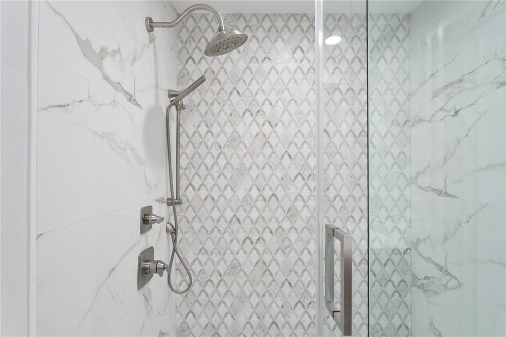 Tampa, Florida, 33613, United States, 7 Bedrooms Bedrooms, ,8 BathroomsBathrooms,Residential,For Sale,1979226