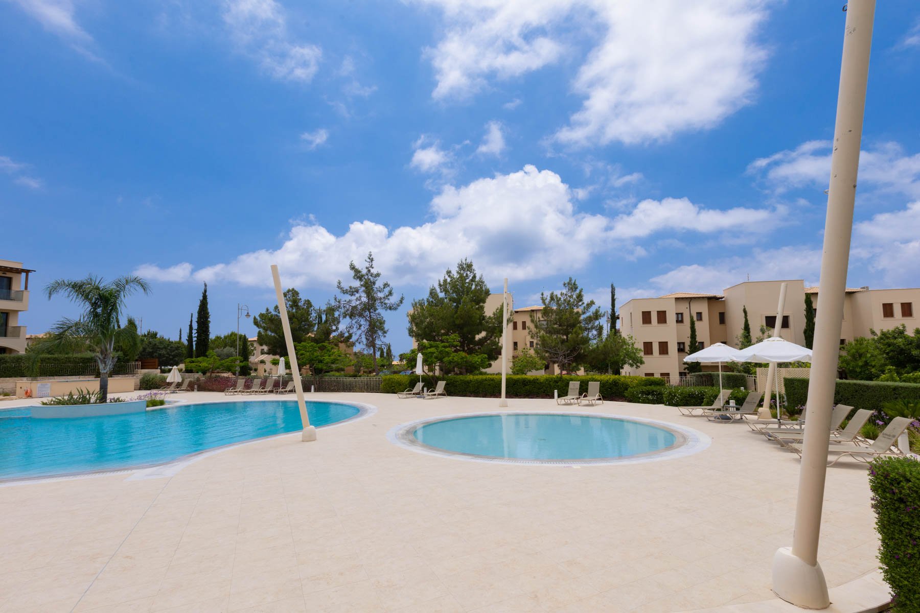  3 Bedroom Apartment with Private Garden in Aphrodite Hills Golf Resort - 物件實景