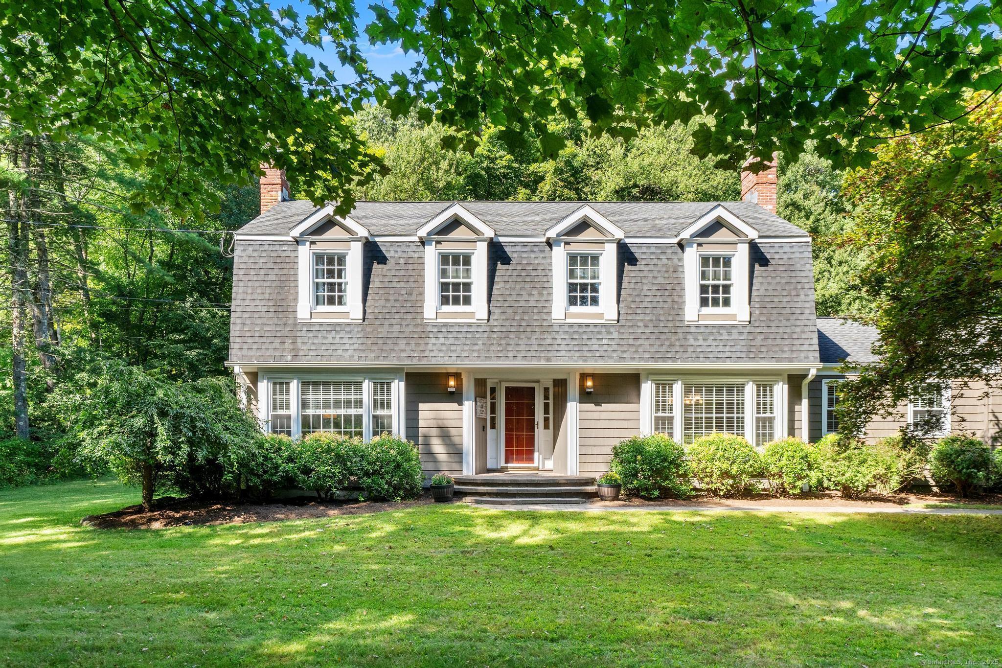 Simsbury, Connecticut, 06092, United States, 4 Bedrooms Bedrooms, ,3 BathroomsBathrooms,Residential,For Sale,1940650