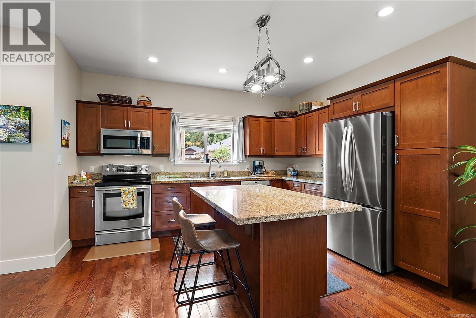 DUNCAN, British Columbia, V9L 0E1, CA, 4 Bedrooms Bedrooms, ,3 BathroomsBathrooms,Residential,For Sale,1949053