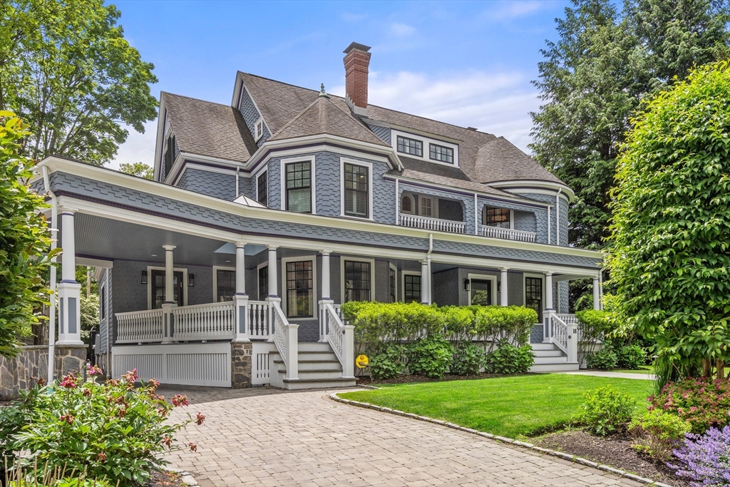 Newton, Massachusetts, 02465, United States, 5 Bedrooms Bedrooms, ,6 BathroomsBathrooms,Residential,For Sale,1908545