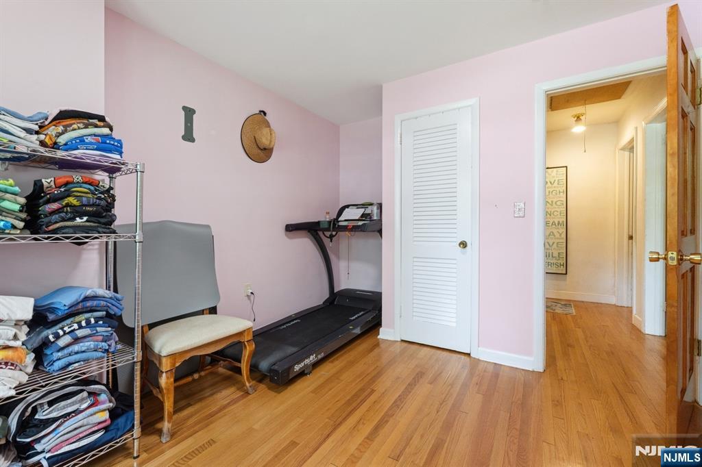 Hillsdale, New Jersey, 07642, United States, 5 Bedrooms Bedrooms, ,3 BathroomsBathrooms,Residential,For Sale,1885332