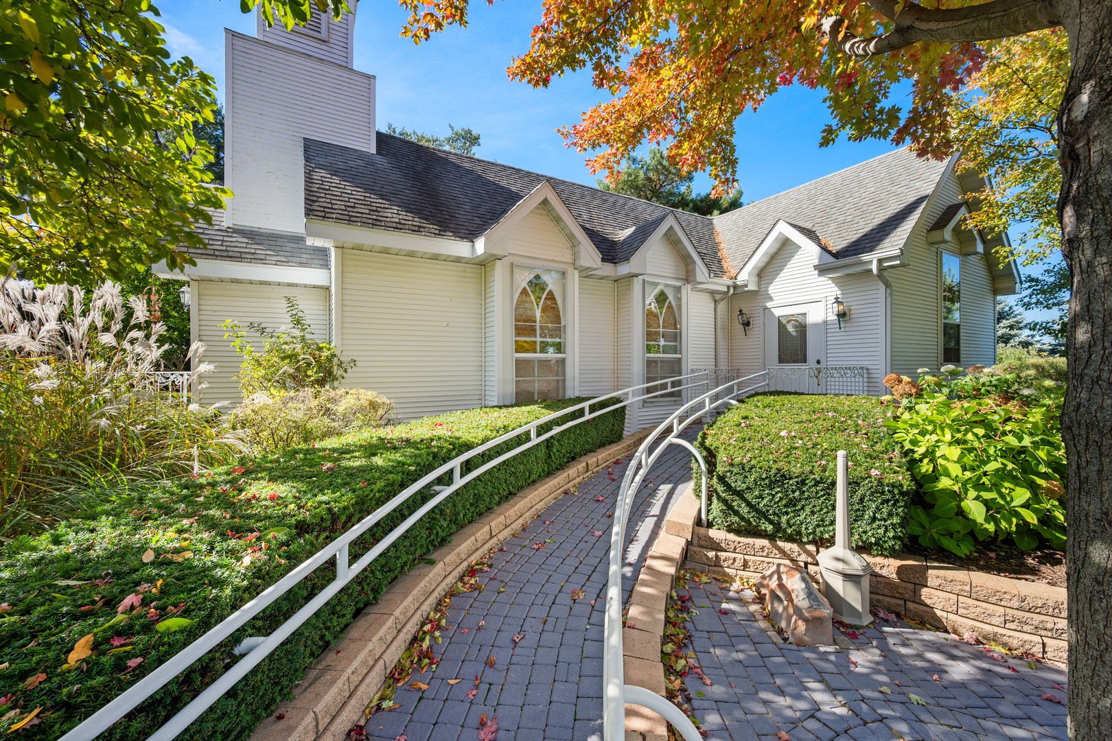 Sycamore, Illinois, 60178, United States, 4 Bedrooms Bedrooms, ,5 BathroomsBathrooms,Residential,For Sale,2001773