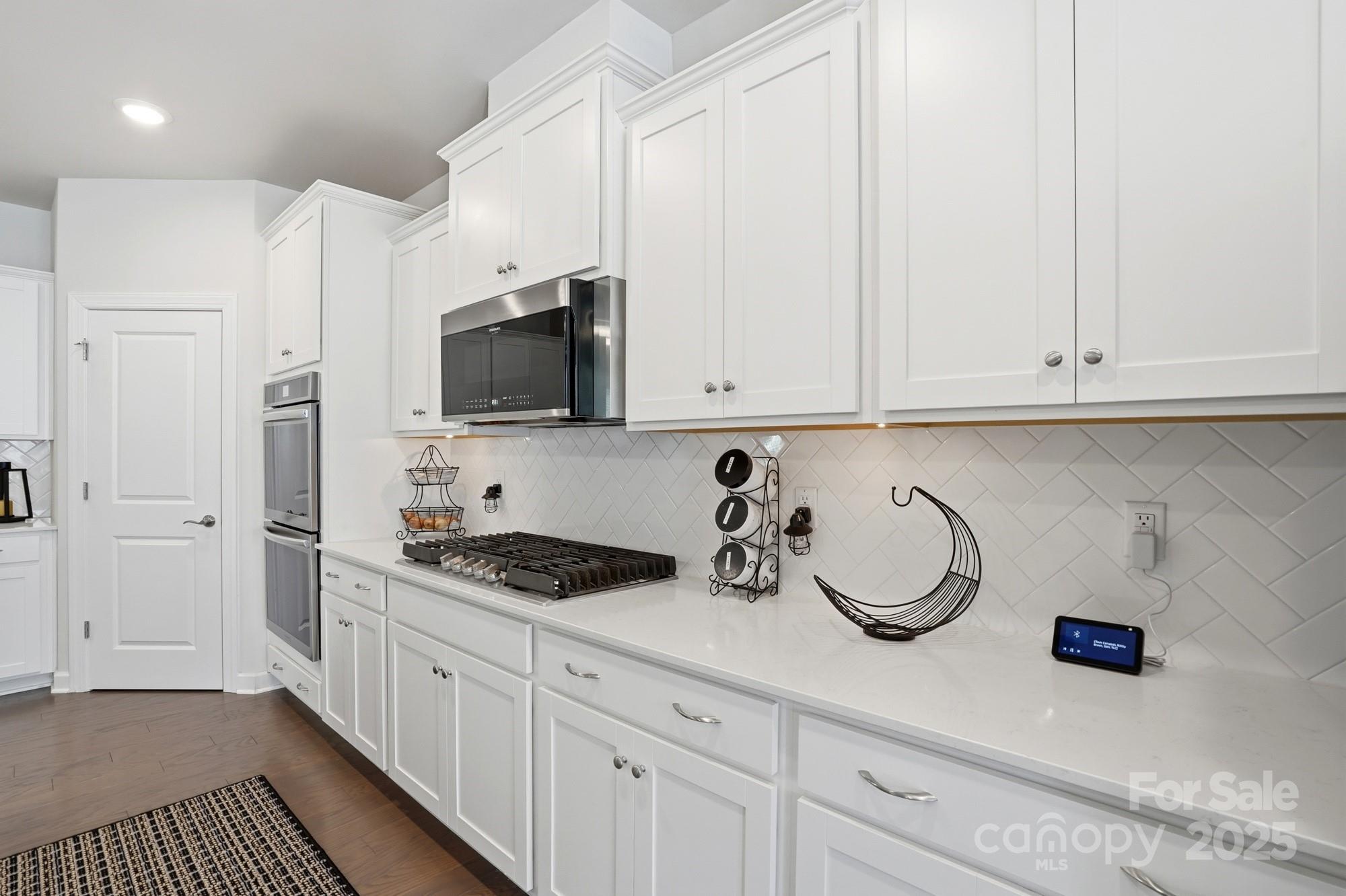 Huntersville, North Carolina, 28078, United States, 4 Bedrooms Bedrooms, ,4 BathroomsBathrooms,Residential,For Sale,1992464