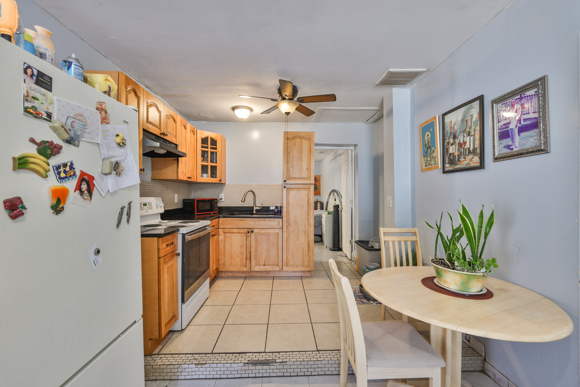 Tampa, Florida, 33603, United States, 3 Bedrooms Bedrooms, ,2 BathroomsBathrooms,Residential,For Sale,1995425