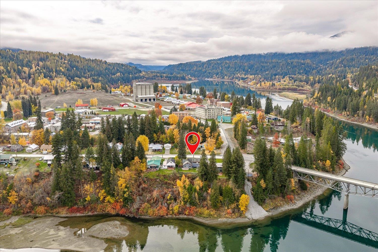 Metaline Falls, Washington, 99153, United States, 5 Bedrooms Bedrooms, ,3 BathroomsBathrooms,Residential,For Sale,1986087