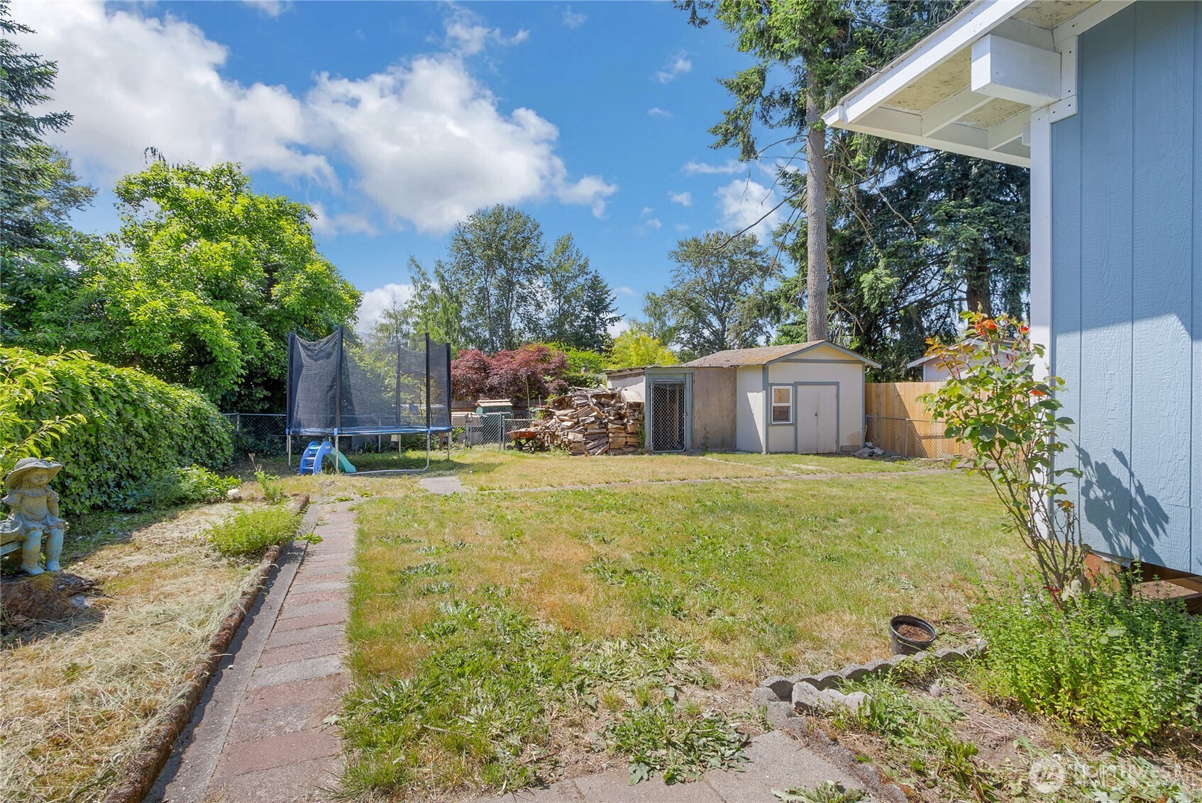 Tacoma, Washington, 98404, United States, 3 Bedrooms Bedrooms, ,1 BathroomBathrooms,Residential,For Sale,1881483