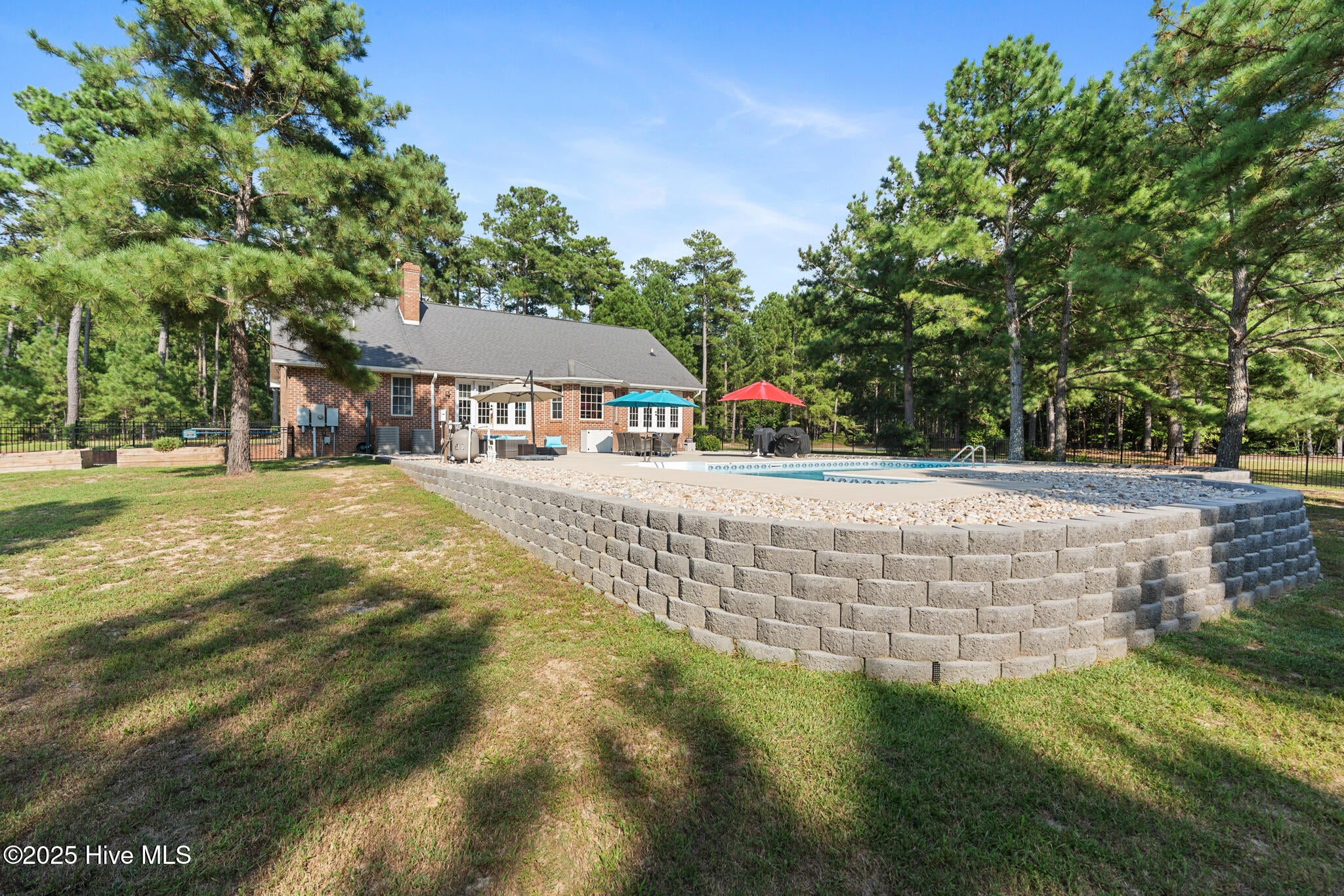 Ellerbe, North Carolina, 28338, United States, 3 Bedrooms Bedrooms, ,2 BathroomsBathrooms,Residential,For Sale,1926015