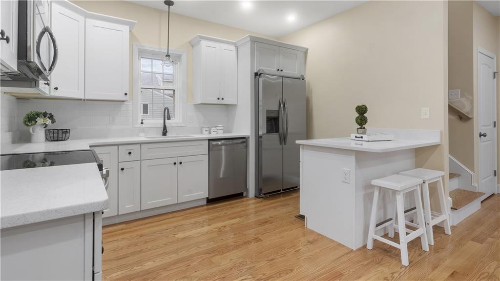 Pawtucket, Rhode Island, 02861, United States, 3 Bedrooms Bedrooms, ,3 BathroomsBathrooms,Residential,For Sale,2010017