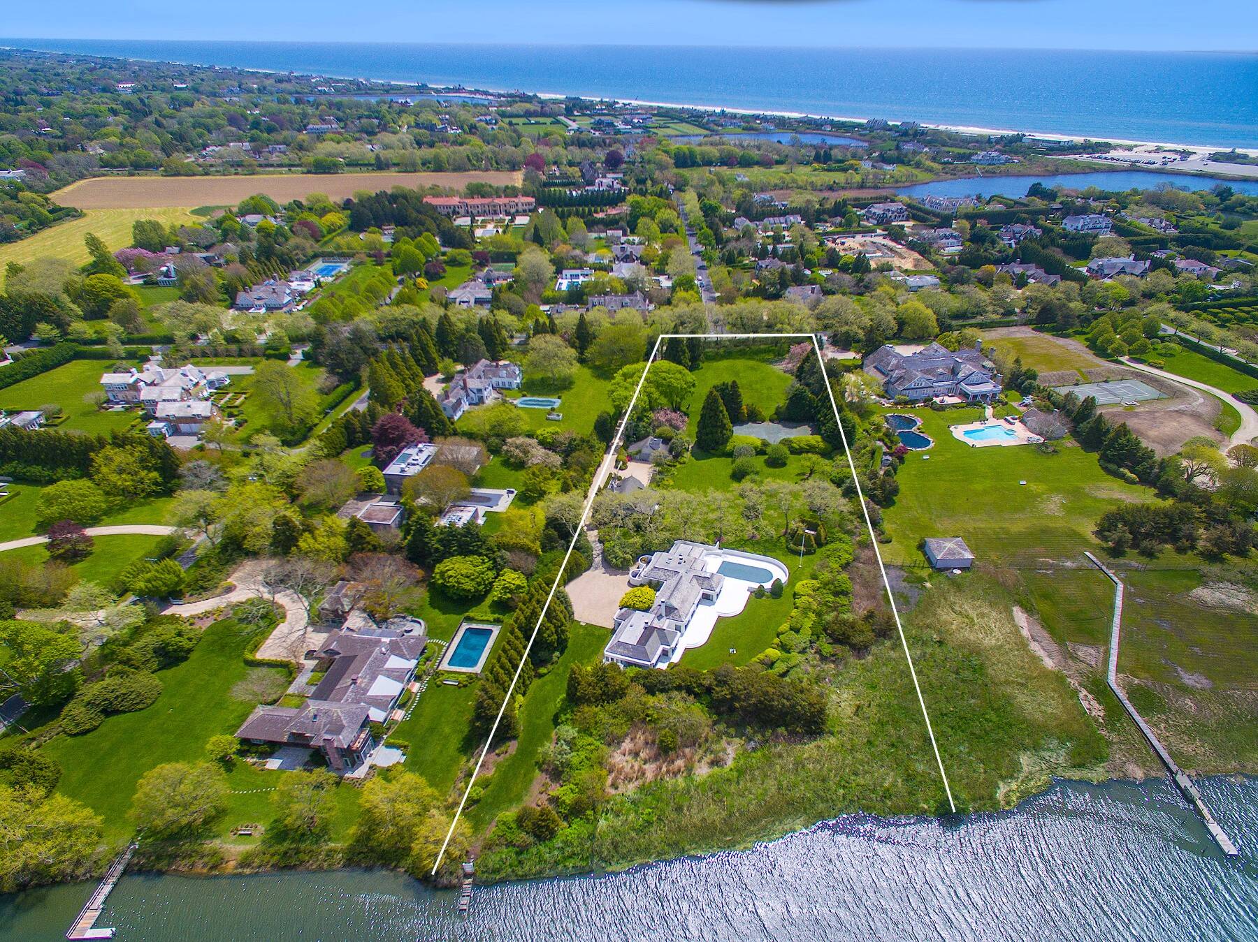  543 HALSEY NECK LN - 物件實景