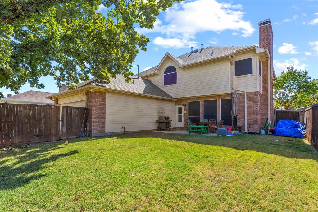 Carrollton, Texas, 75007, United States, 4 Bedrooms Bedrooms, ,3 BathroomsBathrooms,Residential,For Sale,1970362