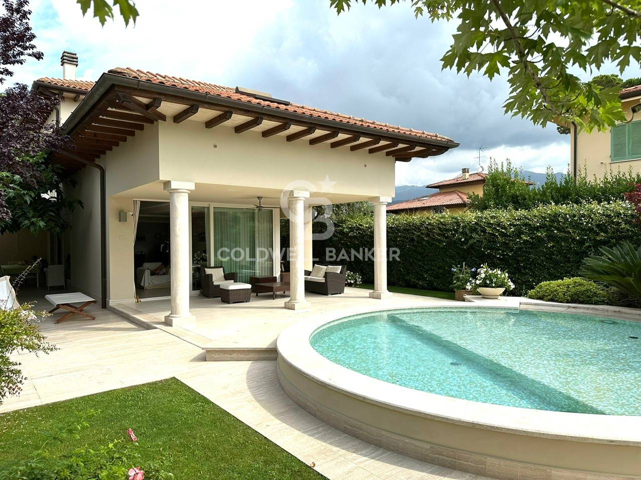 via dazzi, Forte dei Marmi, Lucca, 55042, IT, 5 Bedrooms Bedrooms, ,5 BathroomsBathrooms,Residential,For Sale,via dazzi,1620153