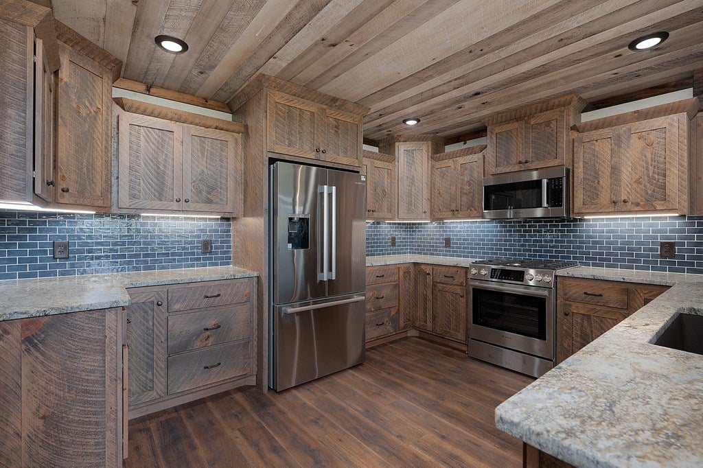 Blue Ridge, Georgia, 30513, United States, 4 Bedrooms Bedrooms, ,4 BathroomsBathrooms,Residential,For Sale,1804354