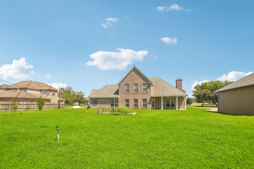 1418 Magnolia Bend W, Baytown, Texas, 77523, United States, 3 Bedrooms Bedrooms, ,3 BathroomsBathrooms,Residential,For Sale,1418 Magnolia Bend W,1616433