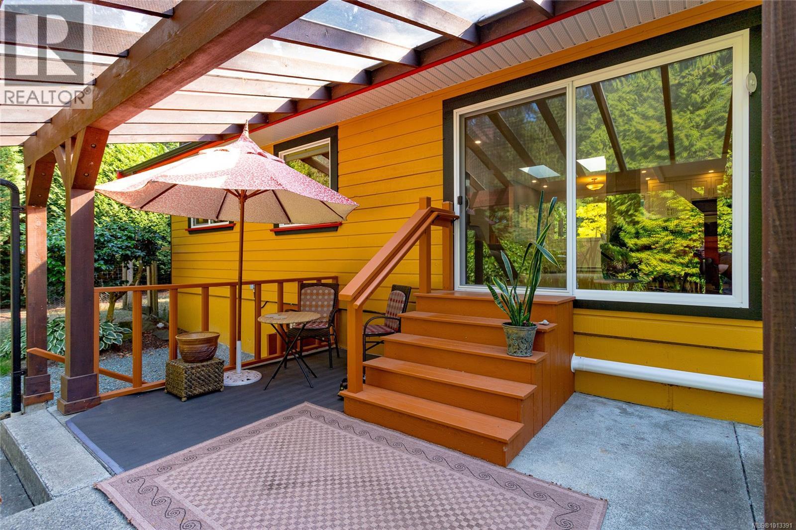 COBBLE HILL, British Columbia, V8H 0G3, CA, 3 Bedrooms Bedrooms, ,1 BathroomBathrooms,Residential,For Sale,1951189