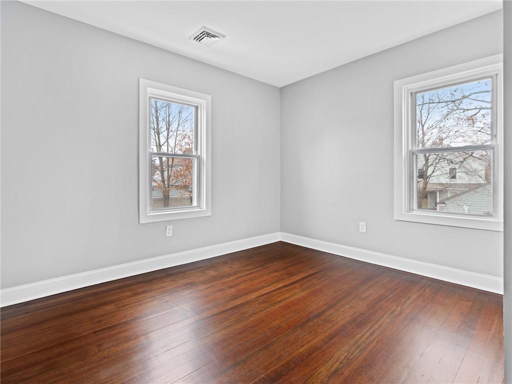 Providence, Rhode Island, 02908, United States, 4 Bedrooms Bedrooms, ,2 BathroomsBathrooms,Residential,For Sale,2007519