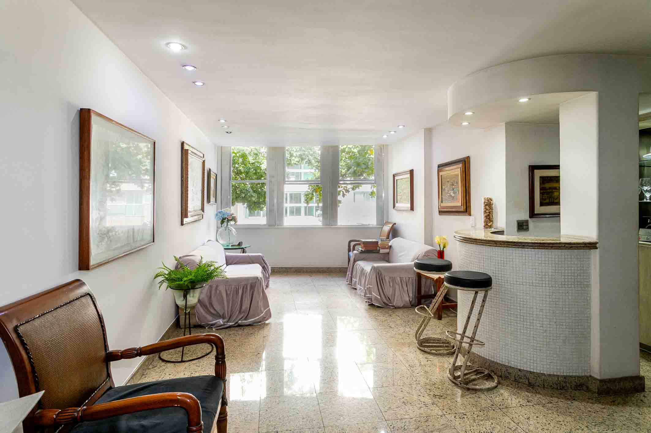  Three-bedroom residence one block from Leblon Beach - 物件實景