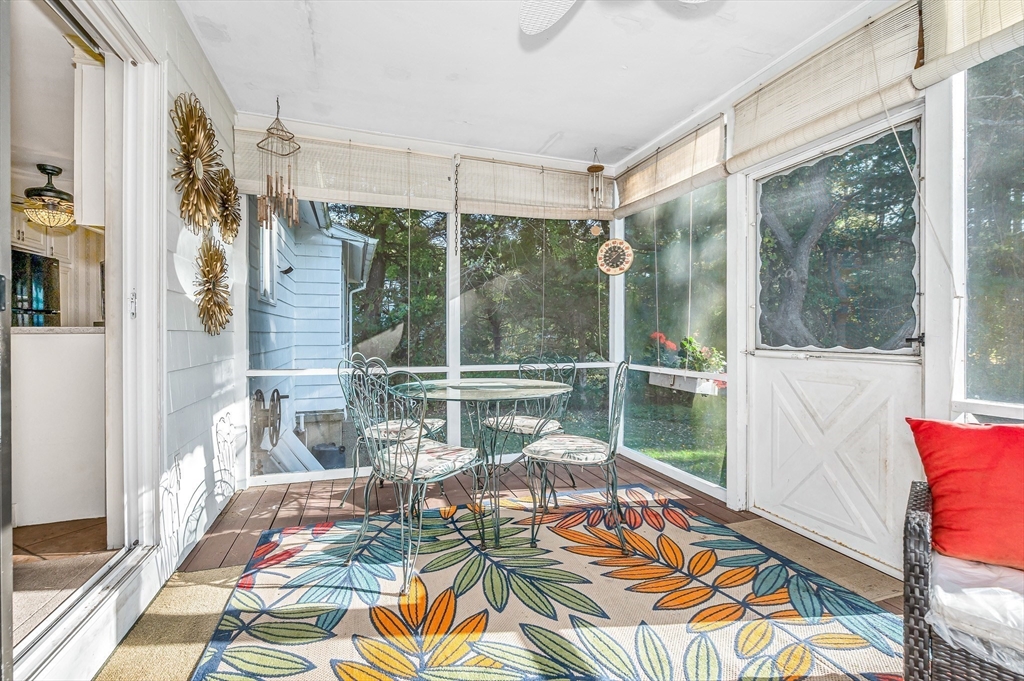 Tewksbury, Massachusetts, 01876, United States, 3 Bedrooms Bedrooms, ,1 BathroomBathrooms,Residential,For Sale,1973769