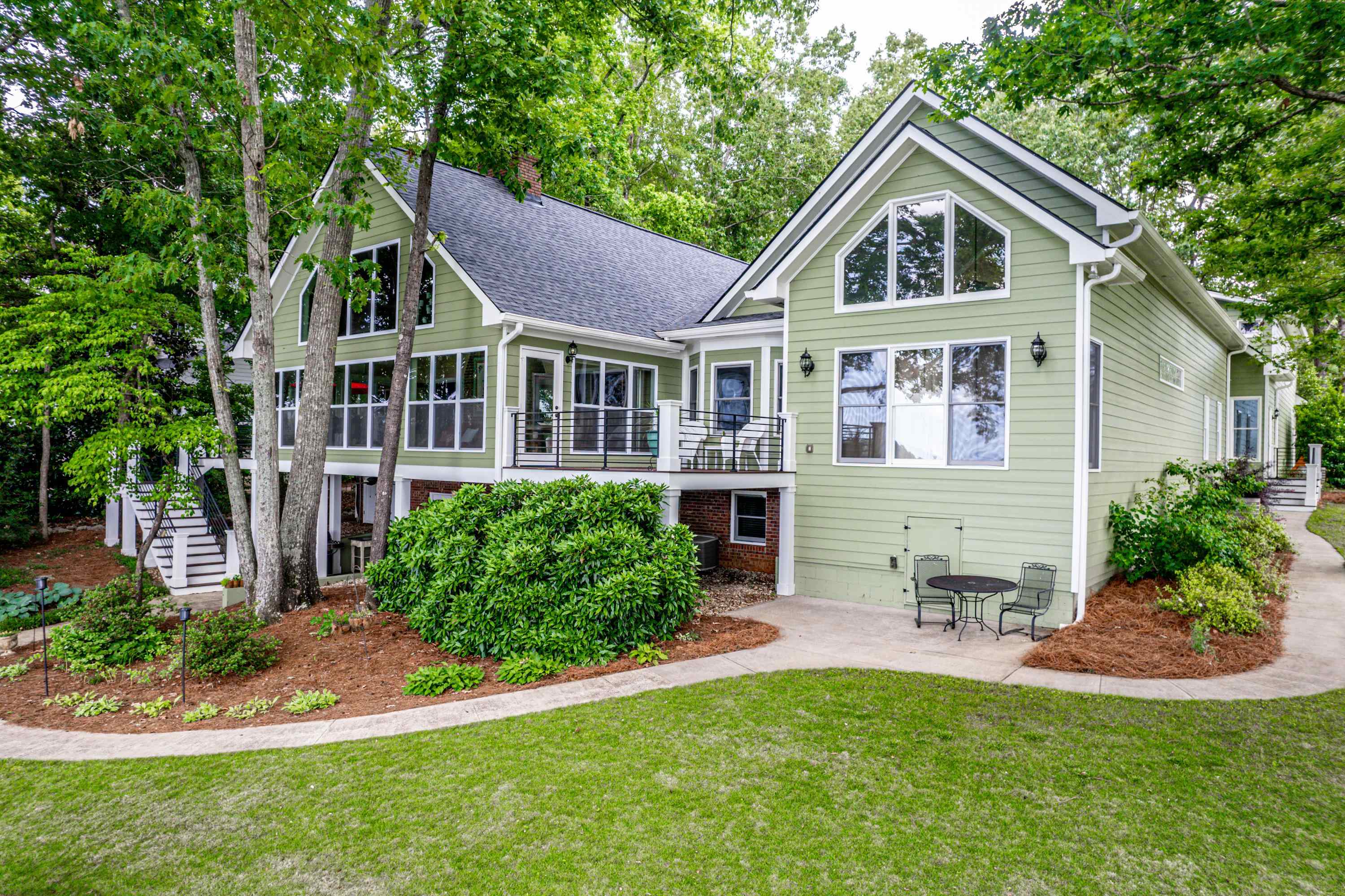 165 lakeview DR, Eatonton, Georgia, 31024, United States, 6 Bedrooms Bedrooms, ,7 BathroomsBathrooms,Residential,For Sale,165 lakeview DR,1526923