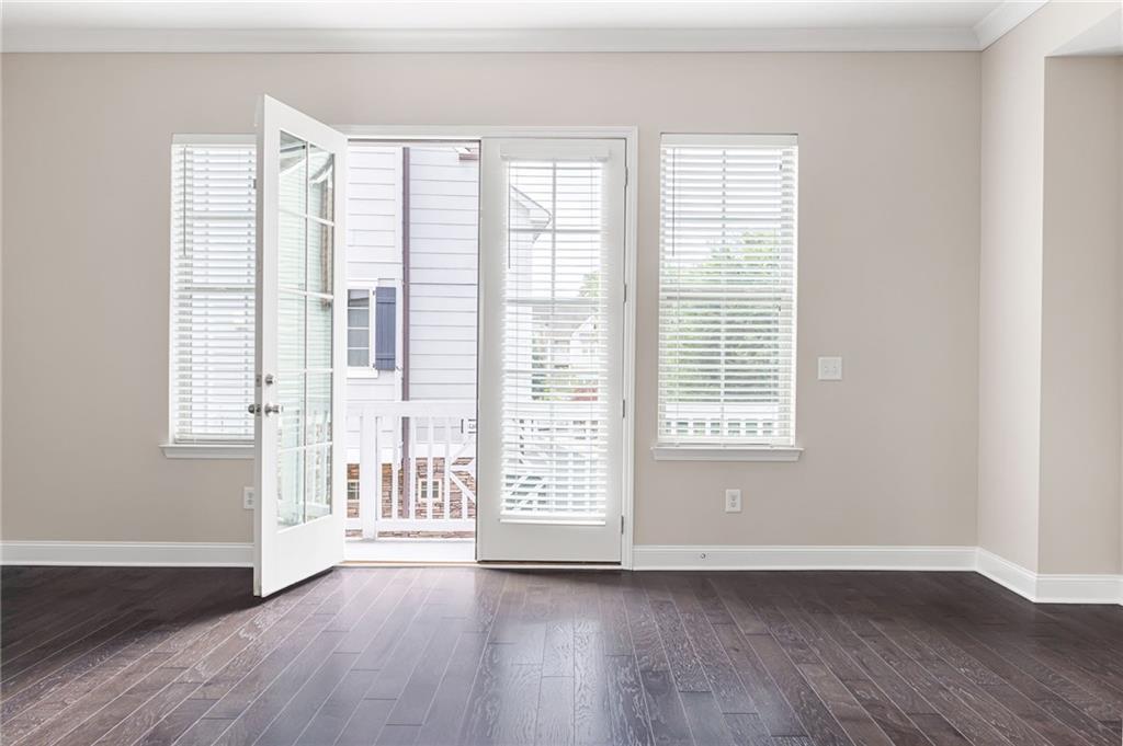 Smyrna, Georgia, 30080, United States, 3 Bedrooms Bedrooms, ,4 BathroomsBathrooms,Residential,For Sale,1998879