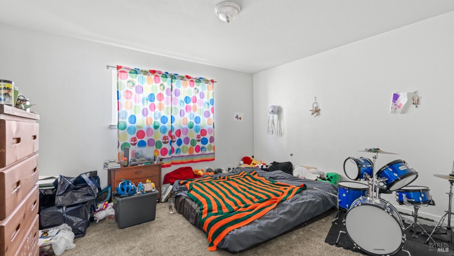 Vacaville, California, 95688, United States, 3 Bedrooms Bedrooms, ,2 BathroomsBathrooms,Residential,For Sale,1941948