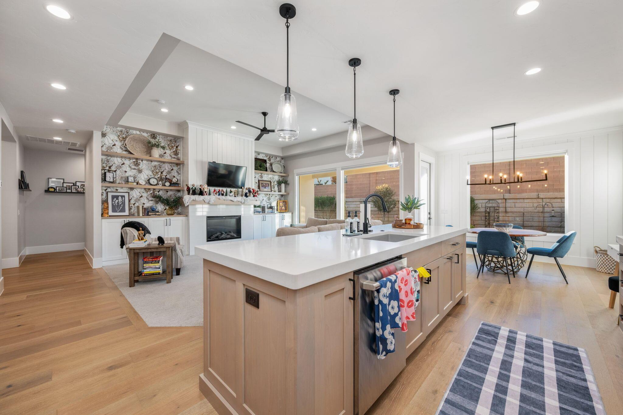 Washington, Utah, 84780, United States, 4 Bedrooms Bedrooms, ,2 BathroomsBathrooms,Residential,For Sale,2005591