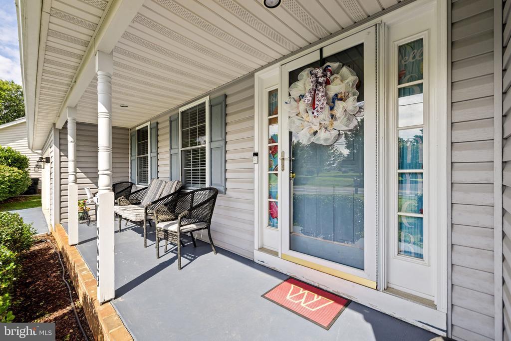 Winchester, Virginia, 22601, United States, 3 Bedrooms Bedrooms, ,3 BathroomsBathrooms,Residential,For Sale,1906316