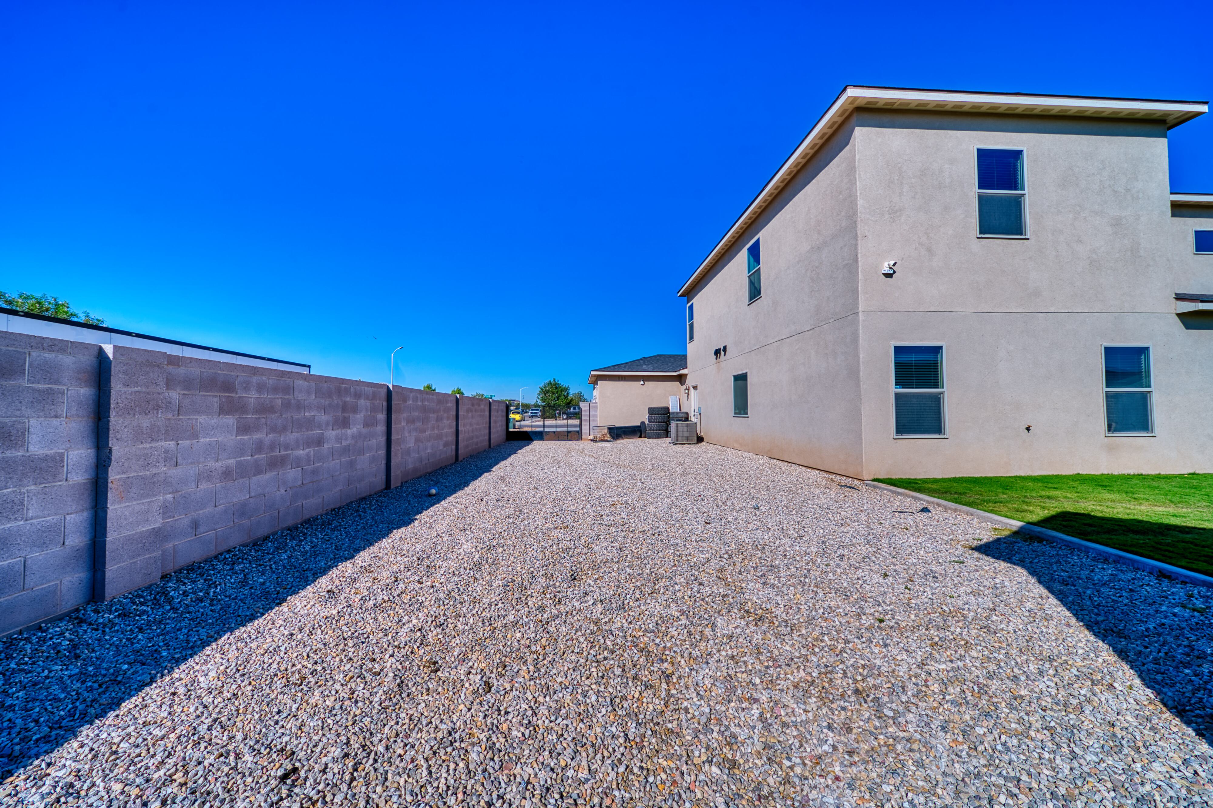 Carlsbad, New Mexico, 88220, United States, 4 Bedrooms Bedrooms, ,3 BathroomsBathrooms,Residential,For Sale,1975049
