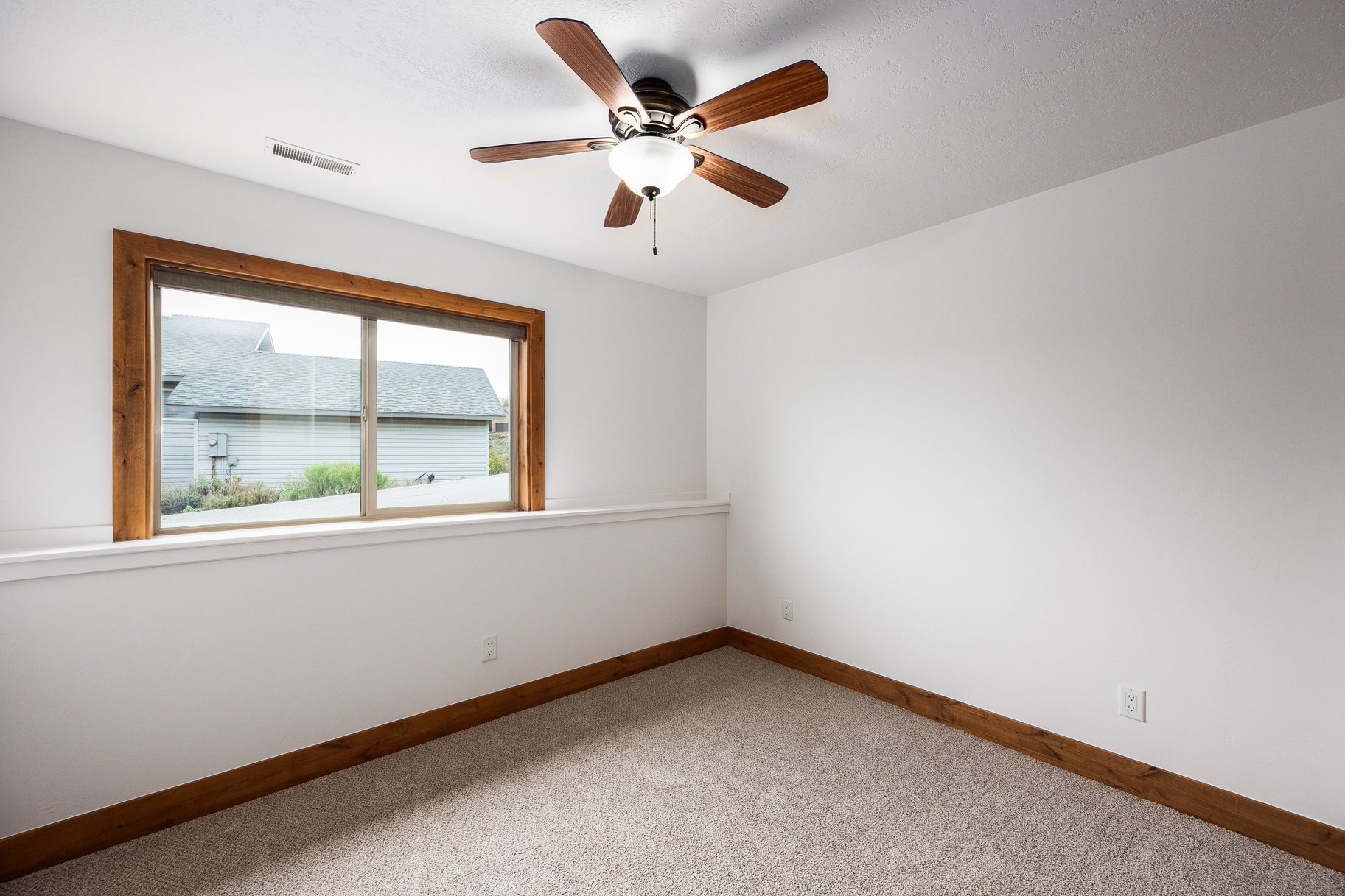  Impeccably Maintained Park City Home with Expansive Space & Sweeping Views - 物件實景