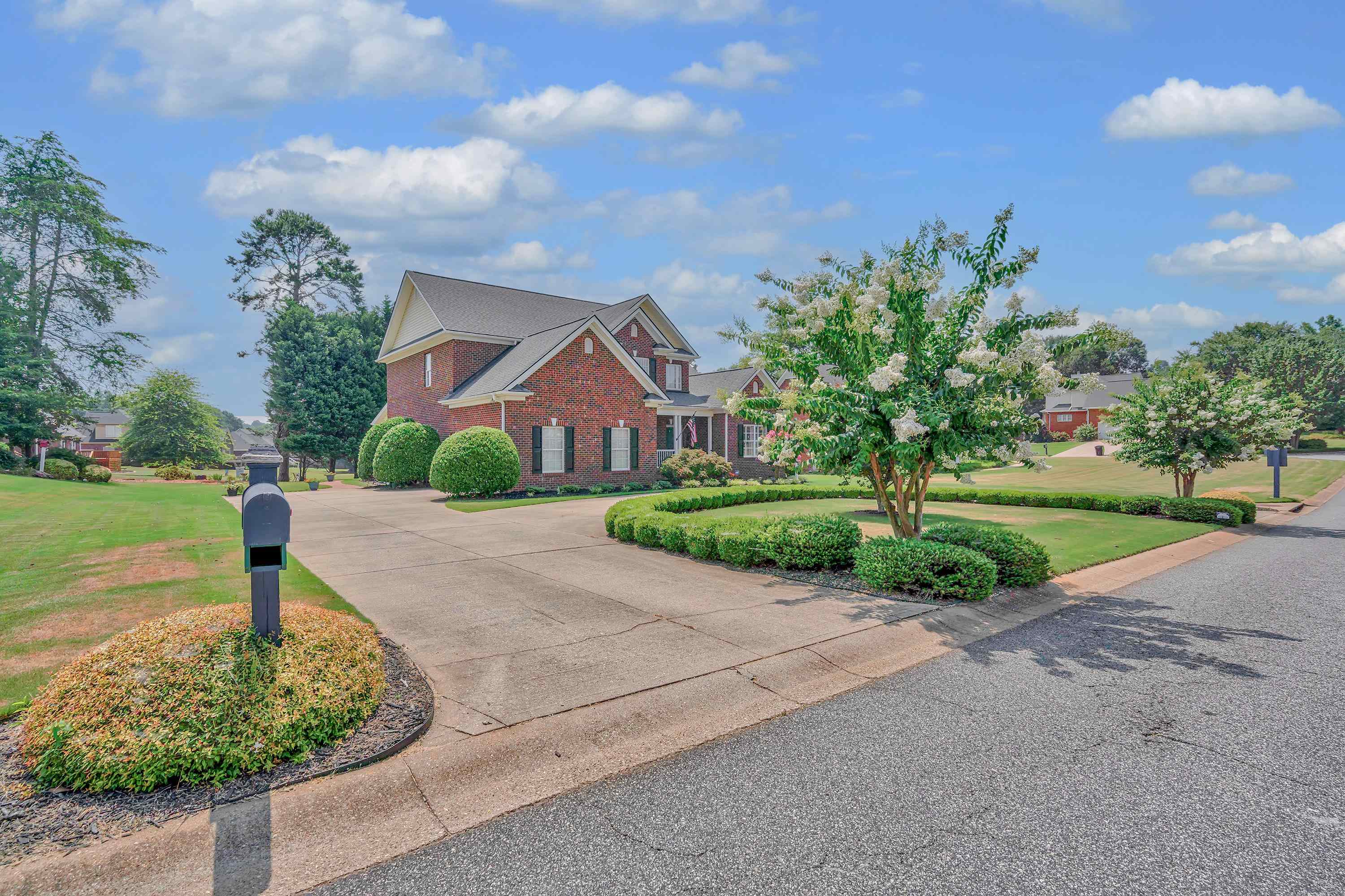 Boiling Springs, South Carolina, 29316, United States, 4 Bedrooms Bedrooms, ,4 BathroomsBathrooms,Residential,For Sale,1908338