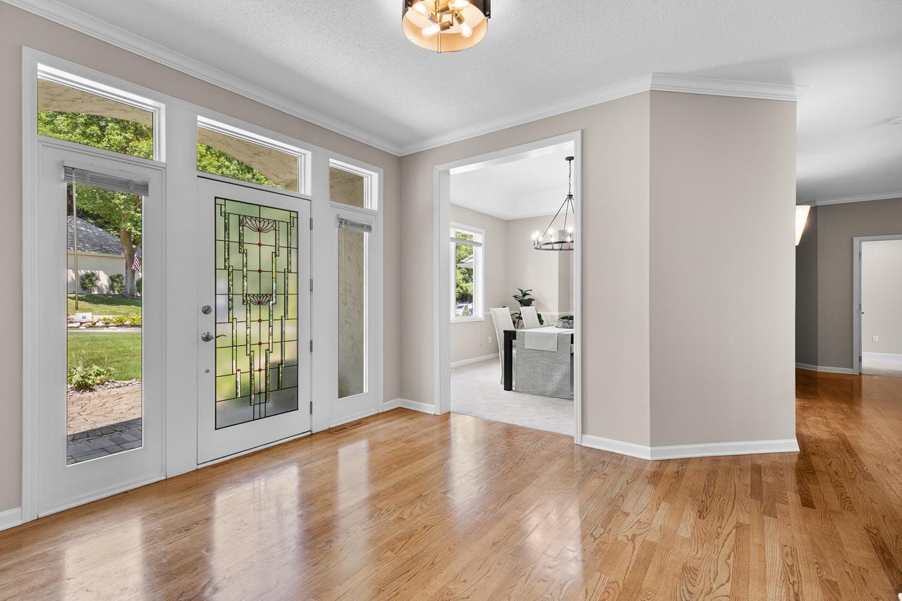 Eden Prairie, Minnesota, 55344, United States, 5 Bedrooms Bedrooms, ,3 BathroomsBathrooms,Residential,For Sale,1940056