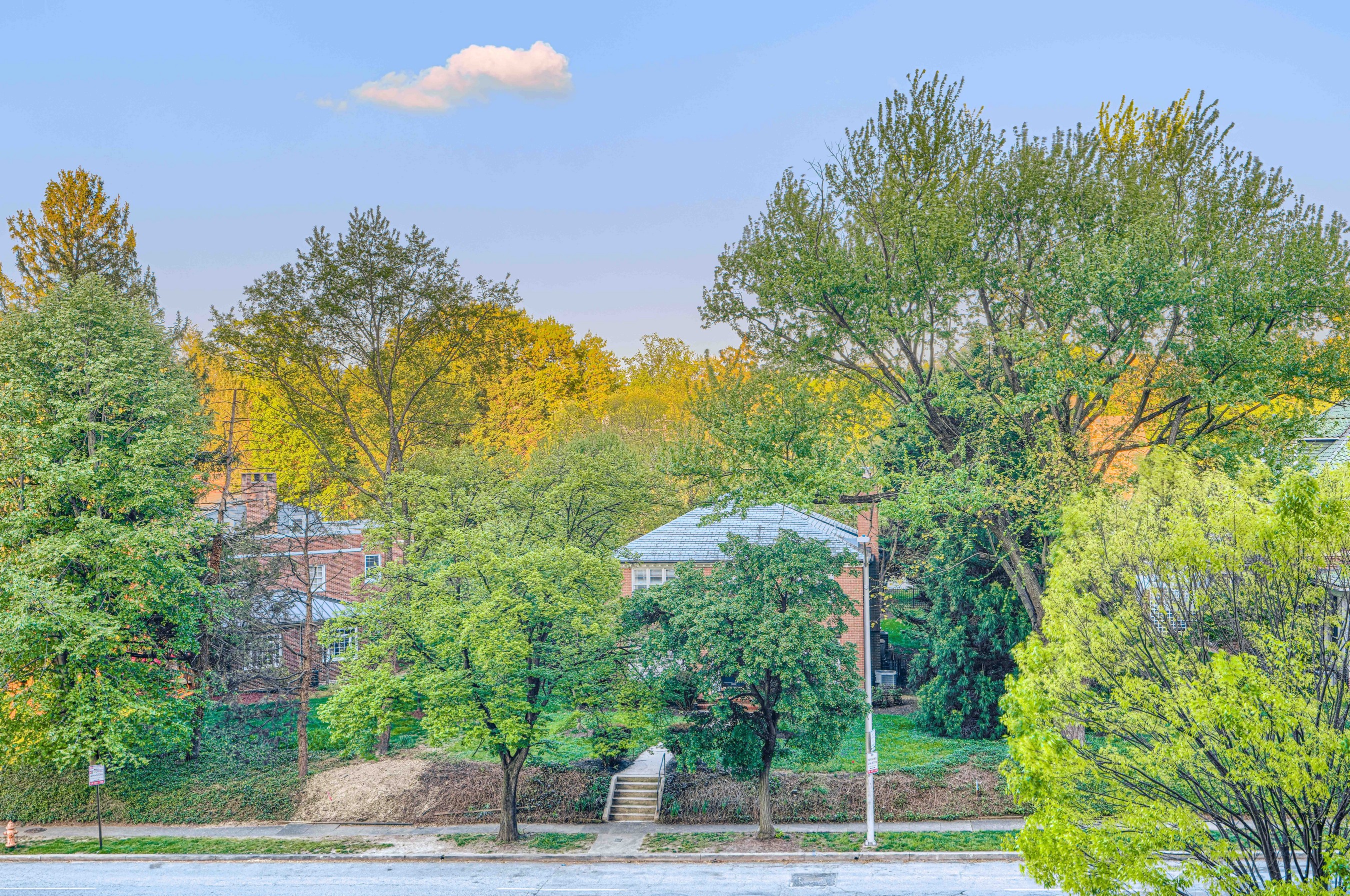  GUILFORD - 物件實景