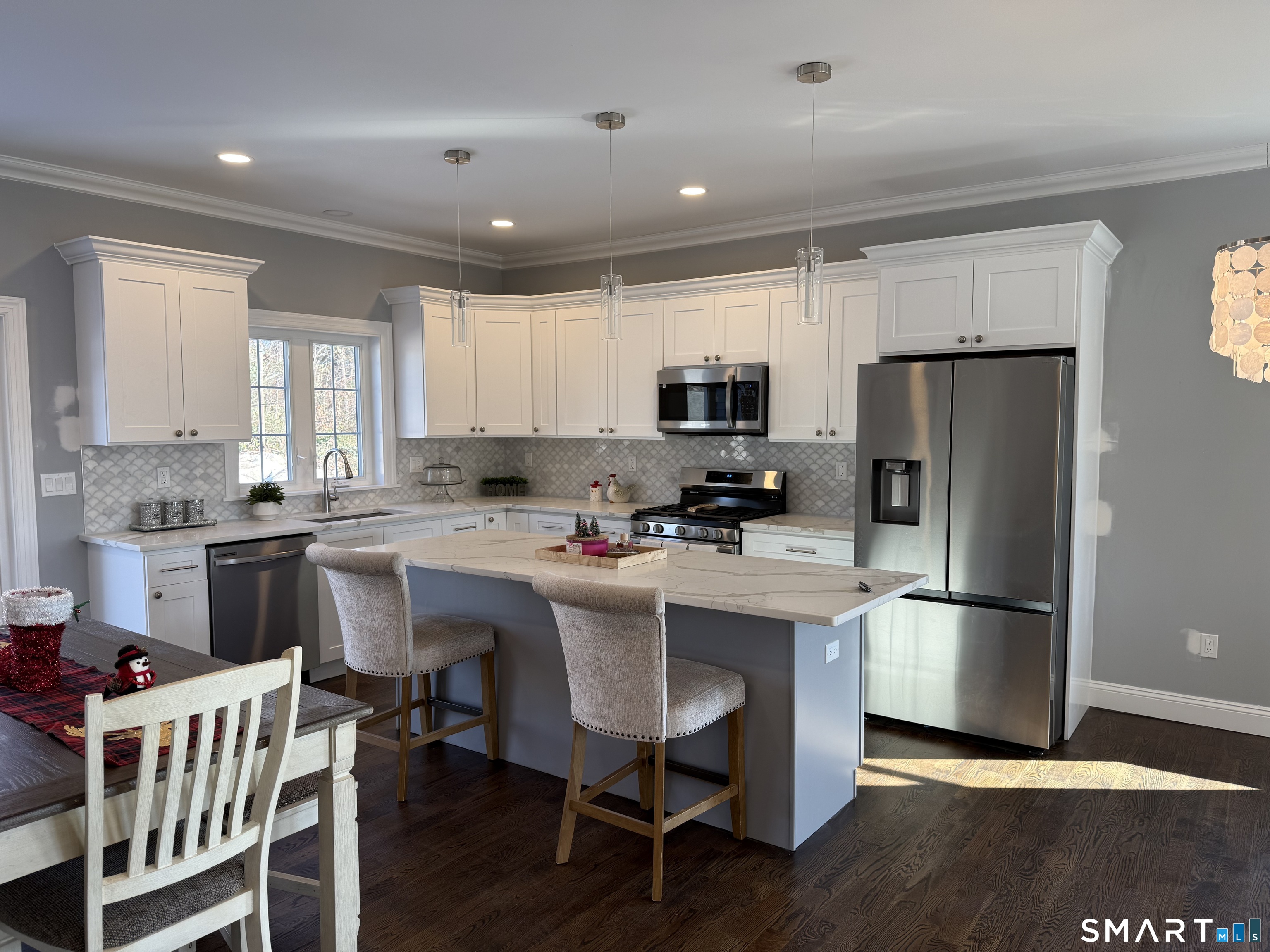 Bridgeport, Connecticut, 06606, United States, 4 Bedrooms Bedrooms, ,3 BathroomsBathrooms,Residential,For Sale,1979234