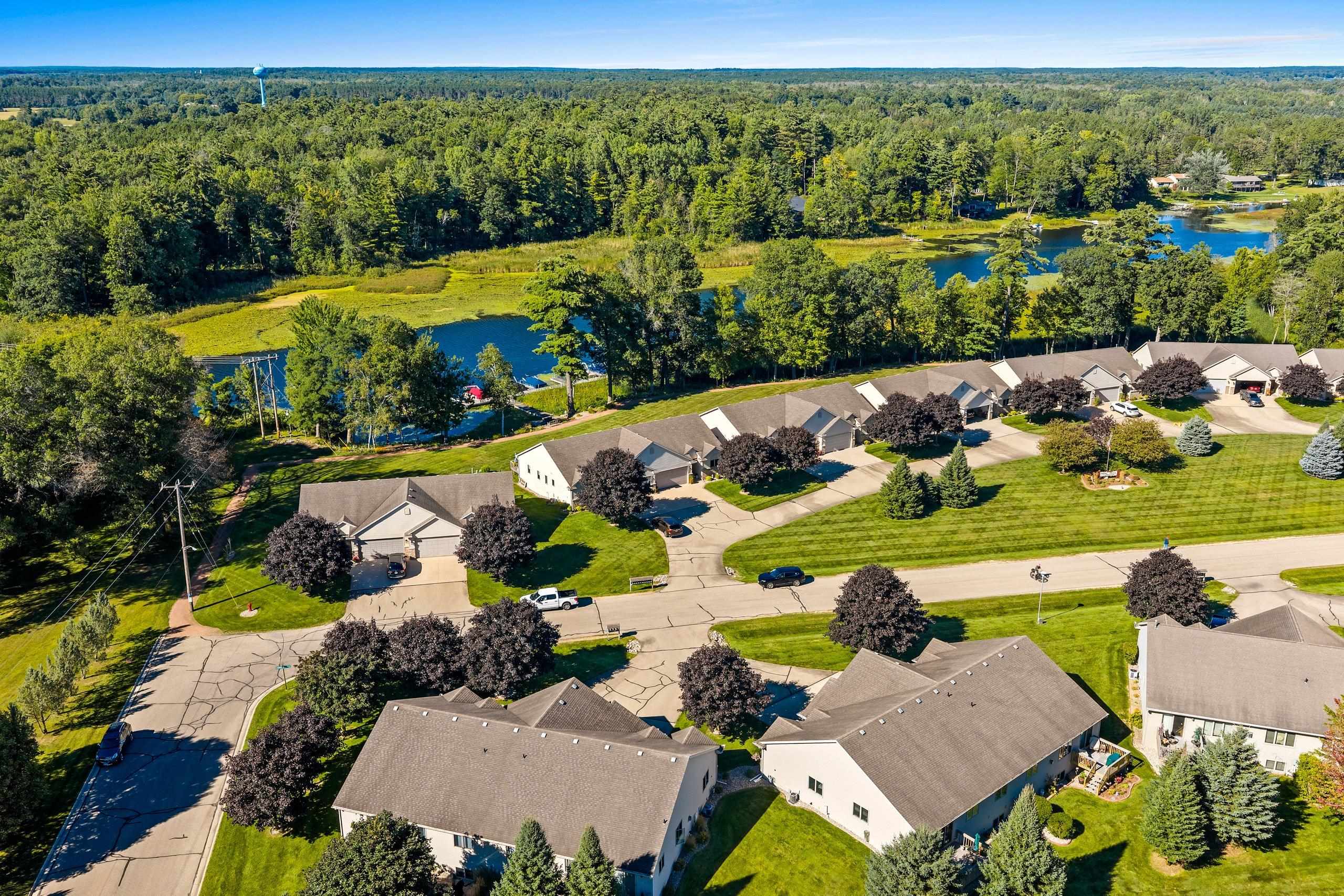 SHAWANO, Wisconsin, 54166, United States, 3 Bedrooms Bedrooms, ,3 BathroomsBathrooms,Residential,For Sale,1940998