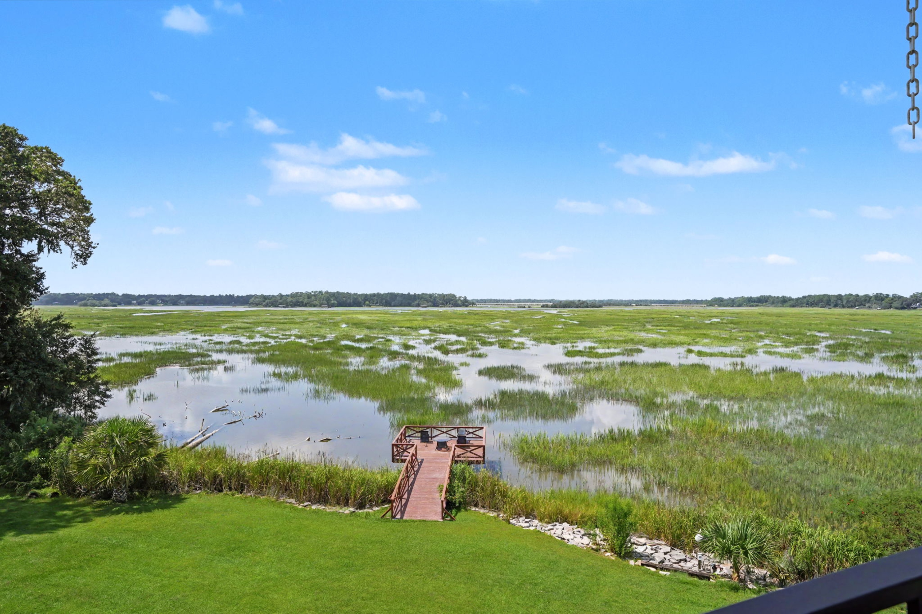  9657 Whitefield Avenue - 物件實景