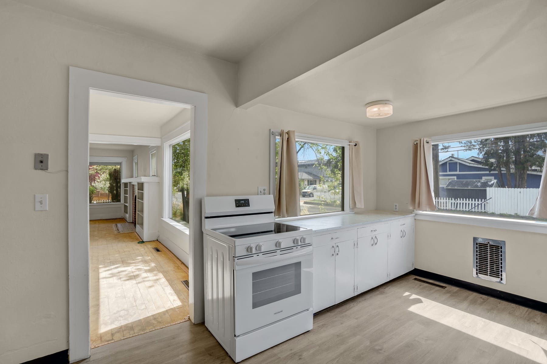  1605 NW 1st Street Bend, OR 97703 - 物件實景