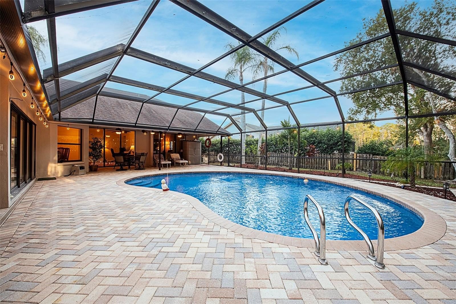 TARPON SPRINGS, Florida, 34688, United States, 4 Bedrooms Bedrooms, ,3 BathroomsBathrooms,Residential,For Sale,2005972