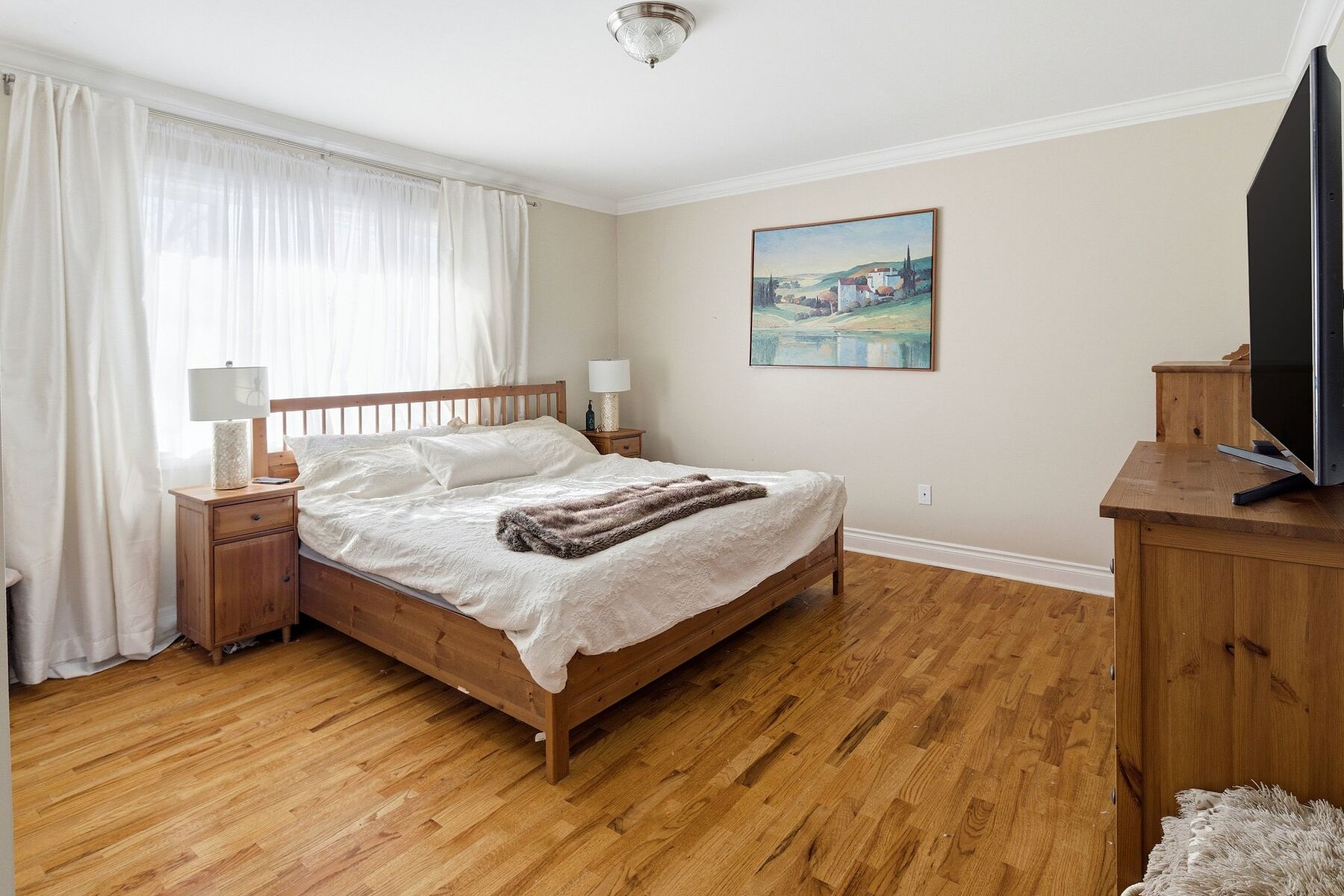  Gordon Head Family Home - 物件實景