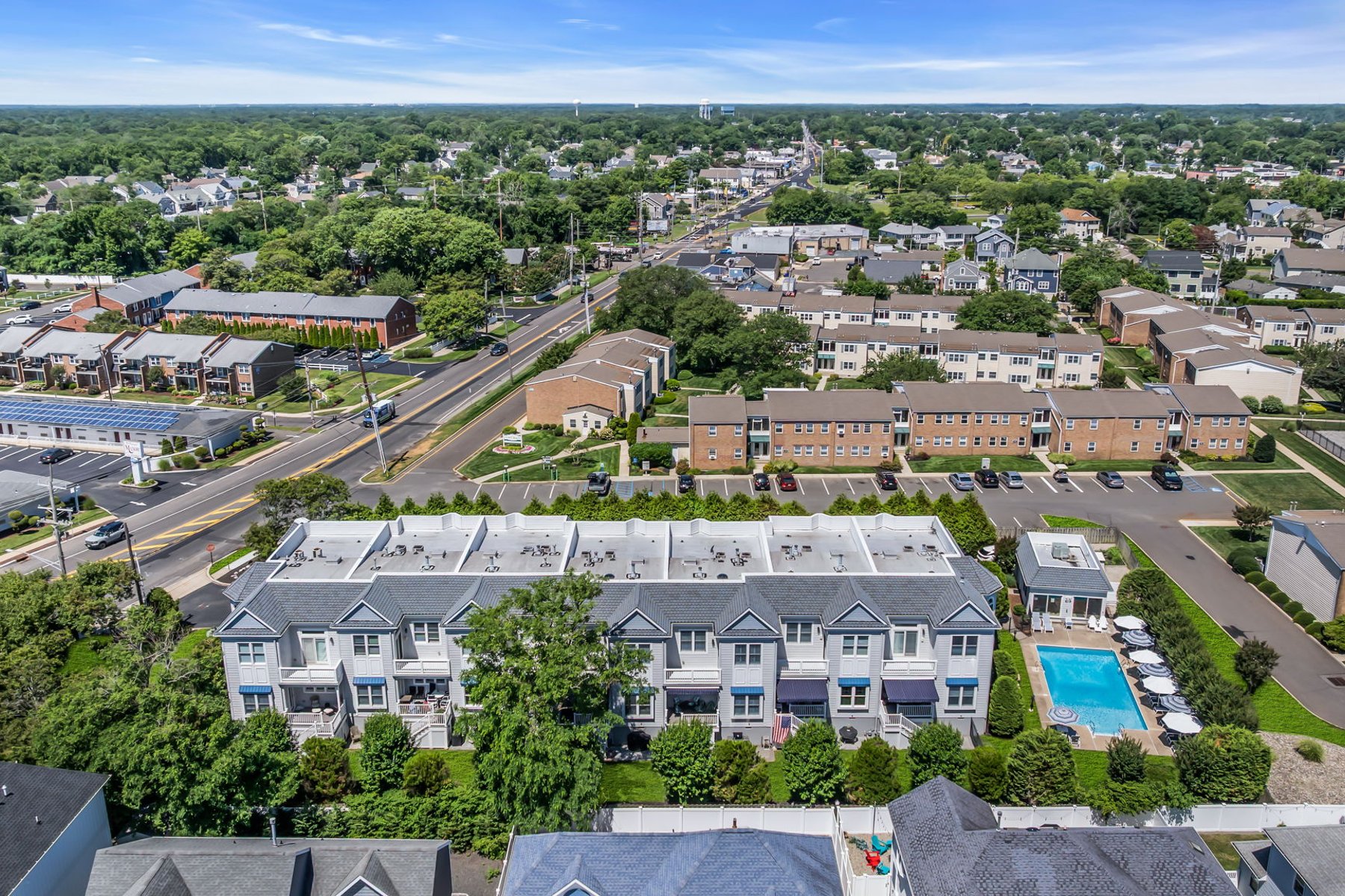  Rare End-Unit Coastal Townhome - 物件實景