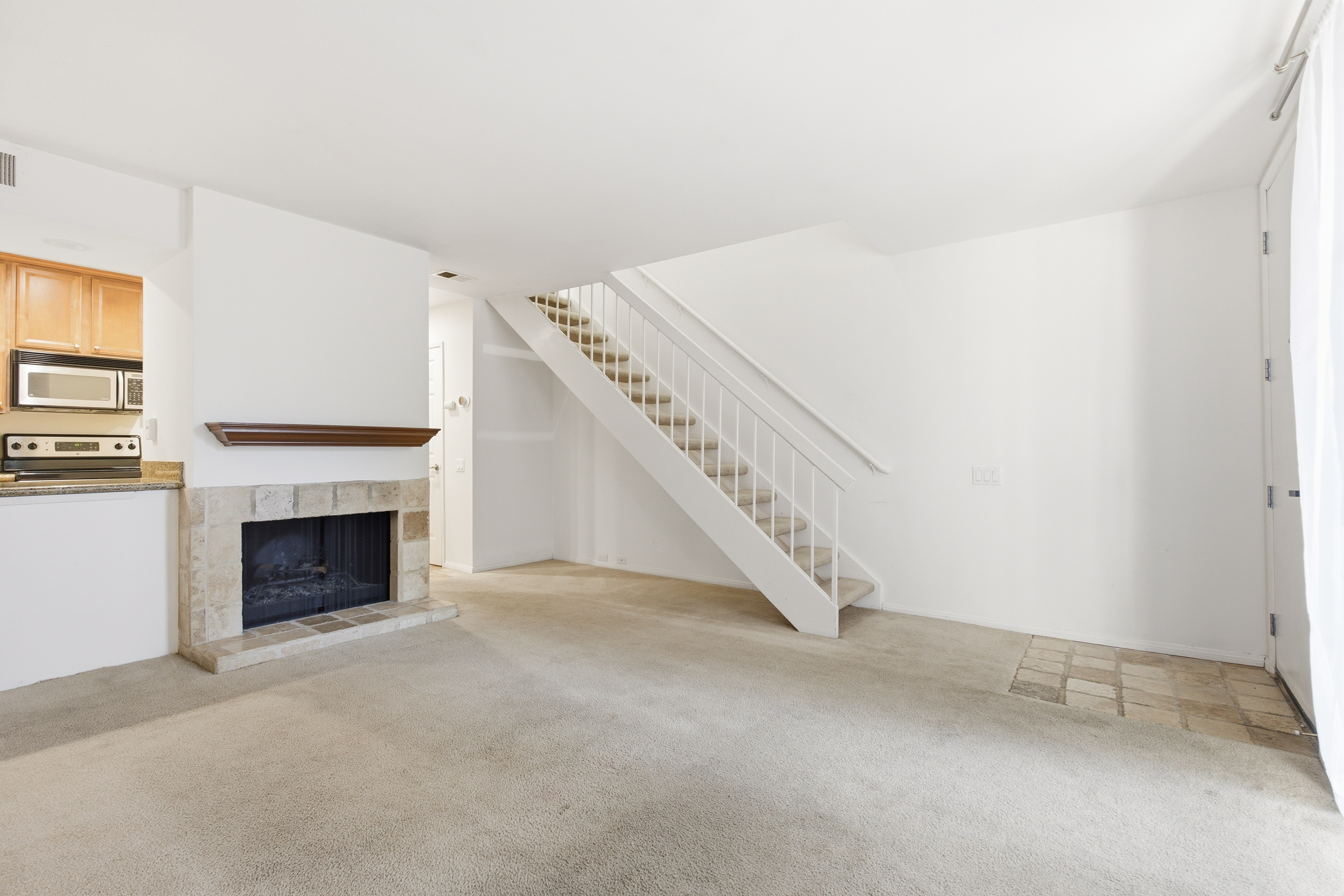  536 Woodside Oaks, Sacramento, CA, 95825 - 物件實景