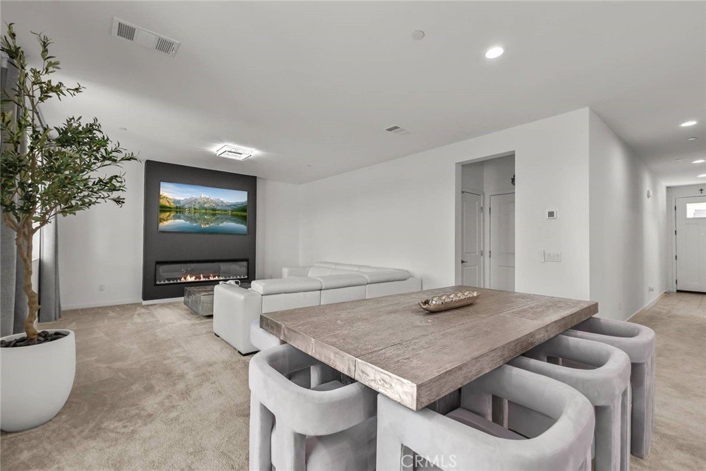 Beaumont, California, 92223, United States, 4 Bedrooms Bedrooms, ,3 BathroomsBathrooms,Residential,For Sale,1981023