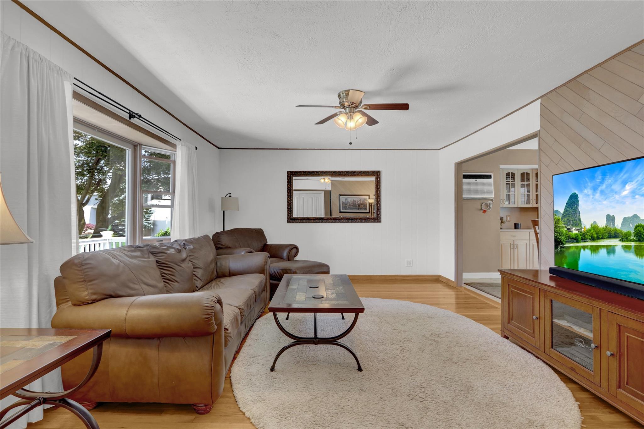 Bethpage, New York, 11714, United States, 4 Bedrooms Bedrooms, ,2 BathroomsBathrooms,Residential,For Sale,1841830