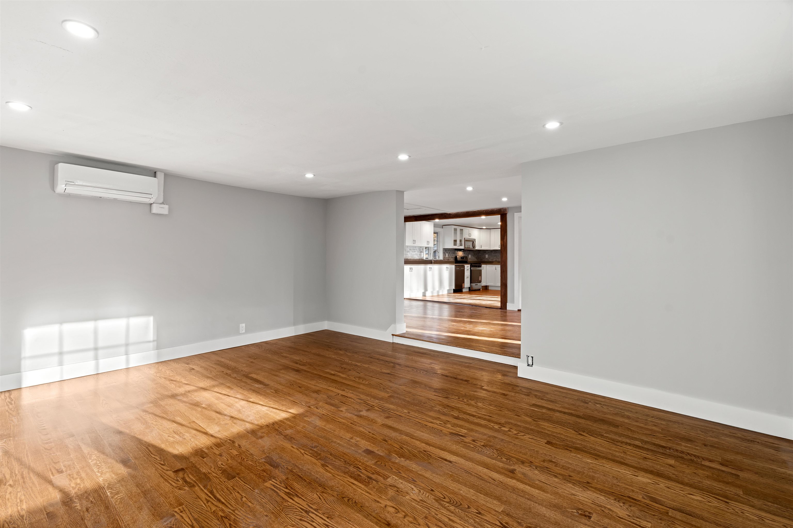 Concord, New Hampshire, 03303, United States, 4 Bedrooms Bedrooms, ,1 BathroomBathrooms,Residential,For Sale,1988375