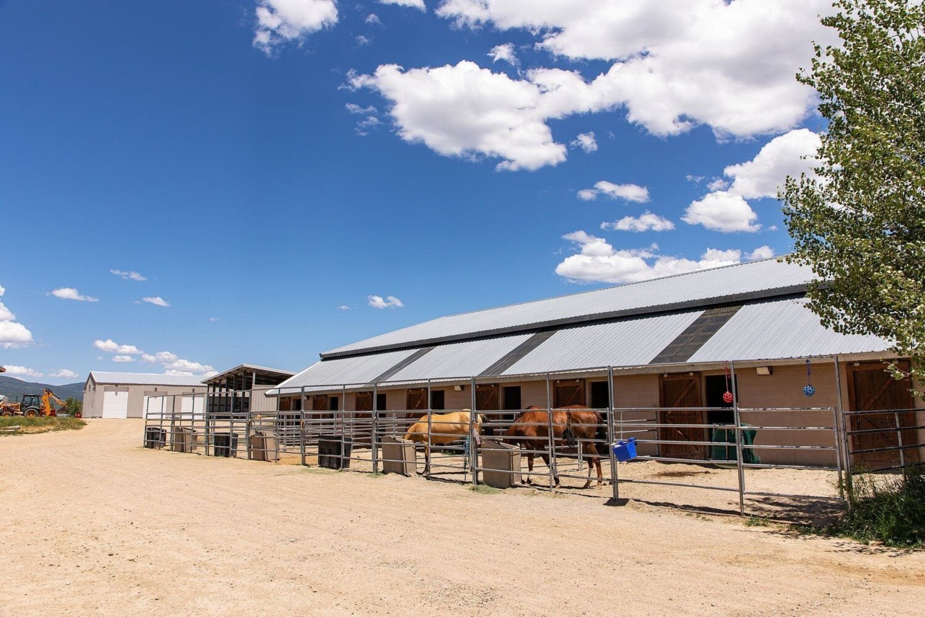  Summit Rambler At High Star Ranch With 3 Car Garage And Expansive Views - 物件實景