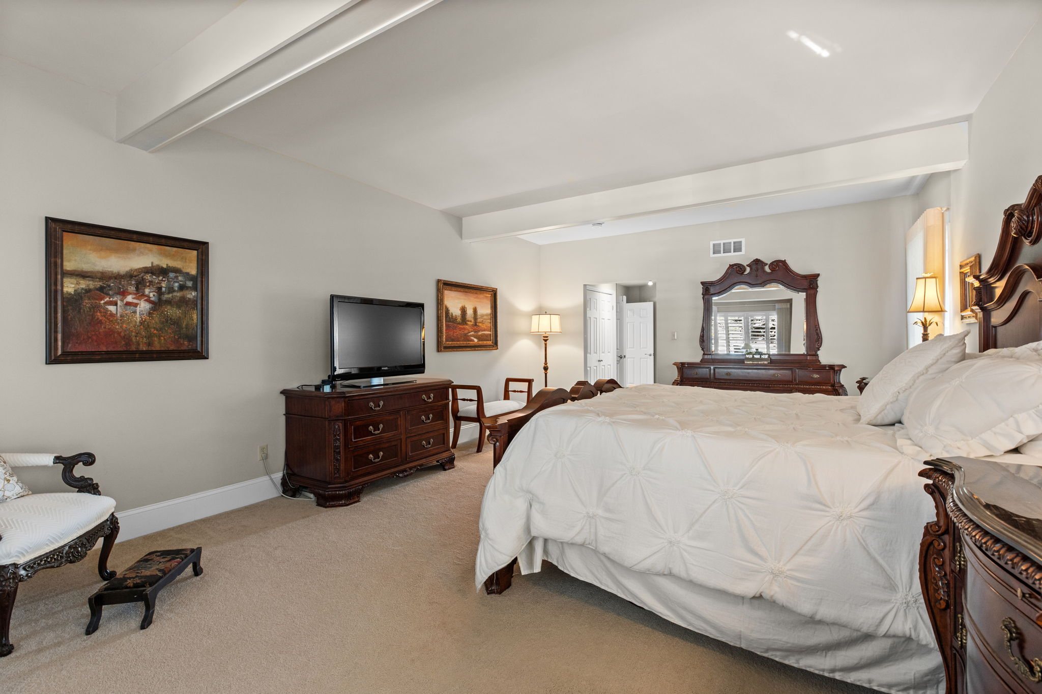  Stunning Cedar Springs Townhome with Modern Updates and Spacious Living - 物件實景